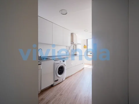 Alquiler de piso en Castilla - Foto 2