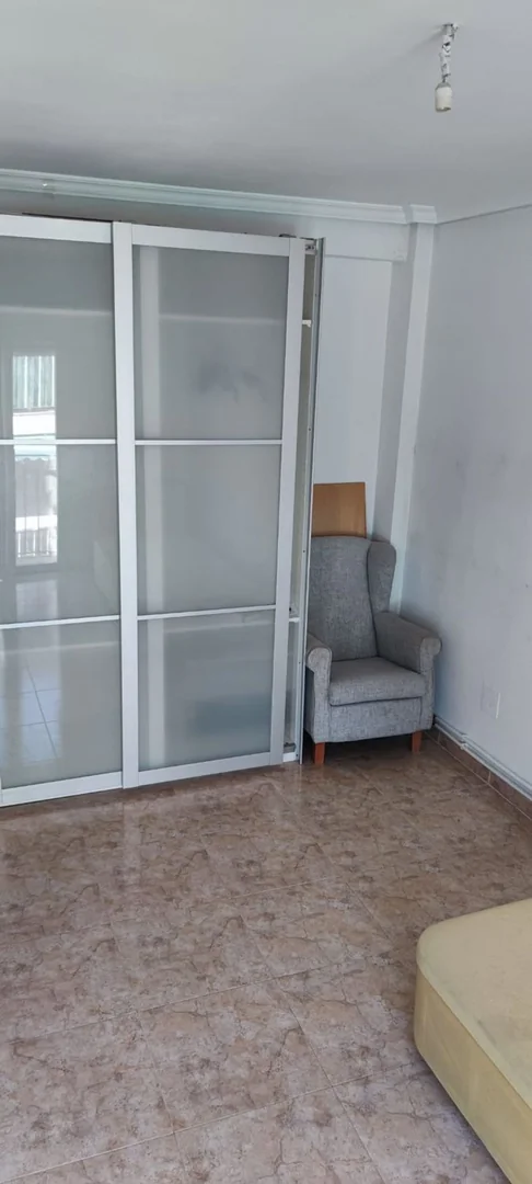 Piso en Calle de Francisca Armada, 7, Los Cármenes - Foto 2