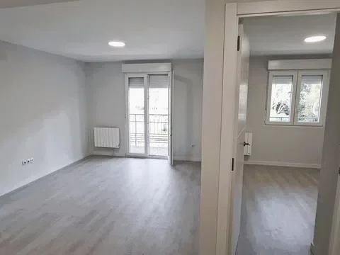 Piso en calle de Santa Susana - Foto 3