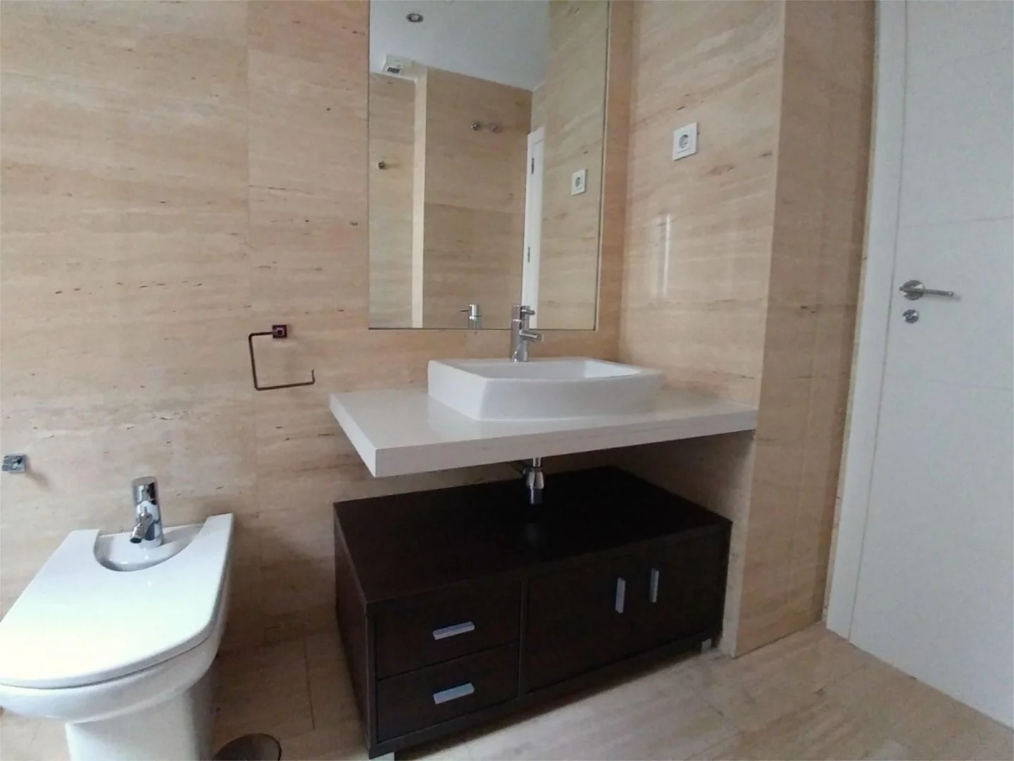 Piso en  Calle del Conde de Peñalver 26 - Foto 9