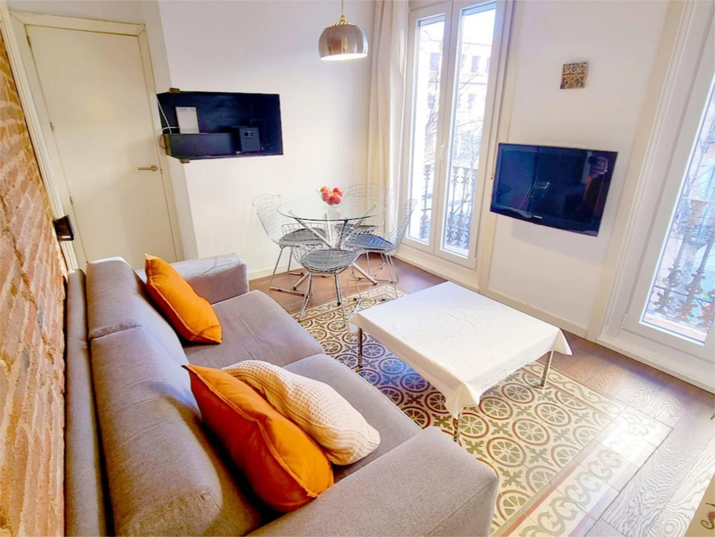 Piso en  Paseo de las Acacias 9 - Foto 1