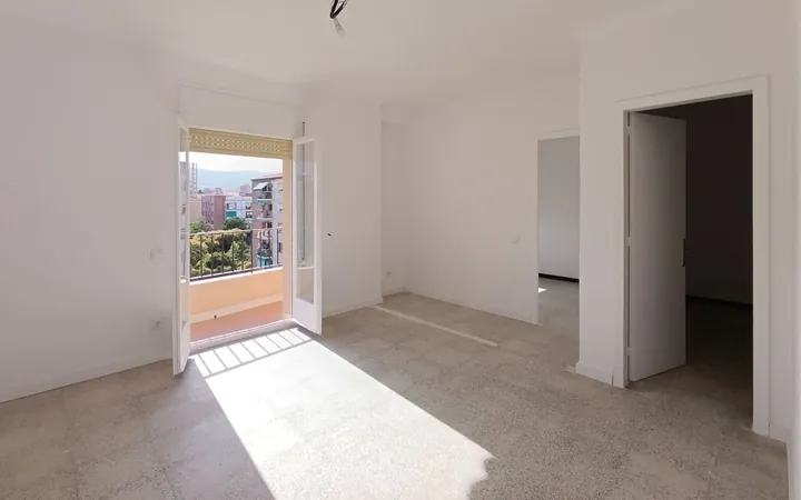 Piso en Calle Concepción Arenal, La Sagrera - Foto 1