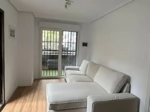 Apartamento en  Calle de Julián Besteiro 35 - Foto 3