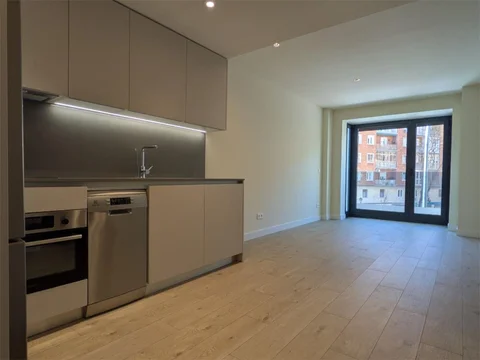 Piso en calle Calle de Embajadores 107 - Foto 2