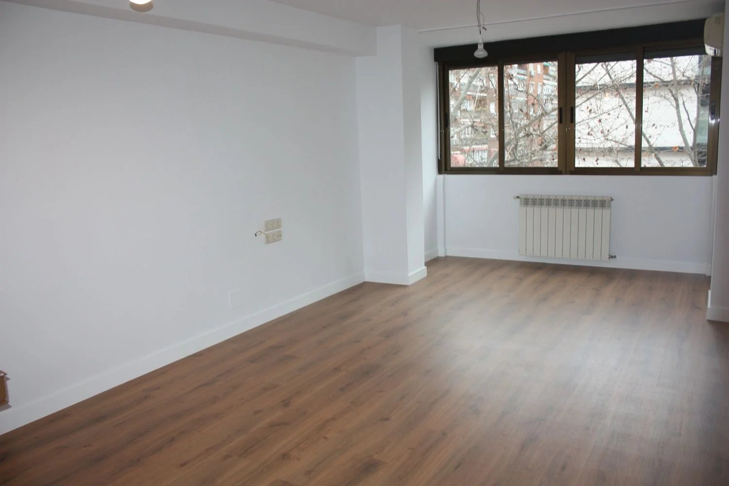 Piso en calle de Clara del Rey, 41 - Foto 2