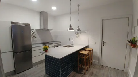 Piso en calle del Mesón de Paredes, 64 - Foto 1