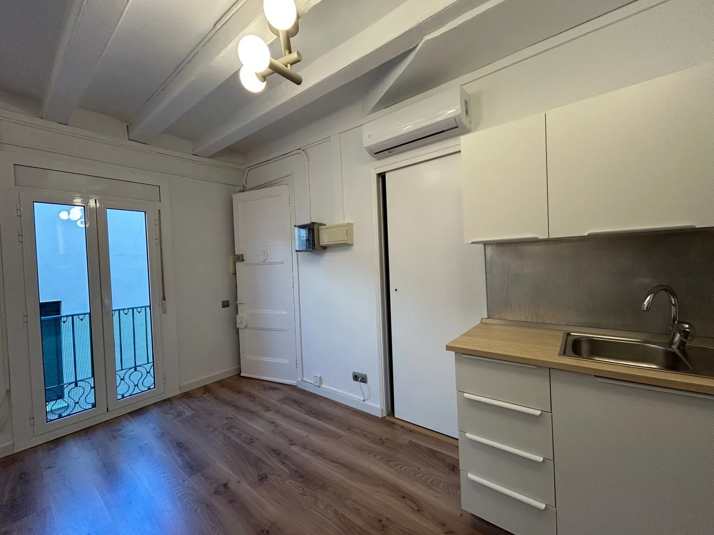 Estudio en calle d'En Mònec, 3 - Foto 4