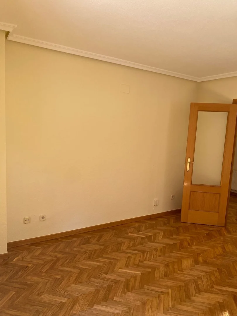 Piso en Calle de Suecia, 102 - Foto 11