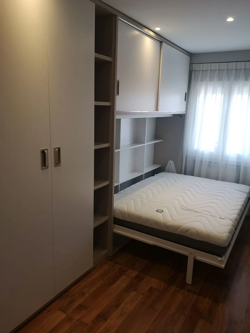 Piso en calle de Eugenia de Montijo, 100 - Foto 6