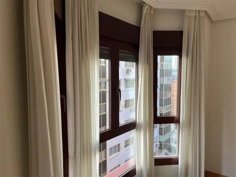 Piso en  Calle de Josep Pla 16 - Foto 4