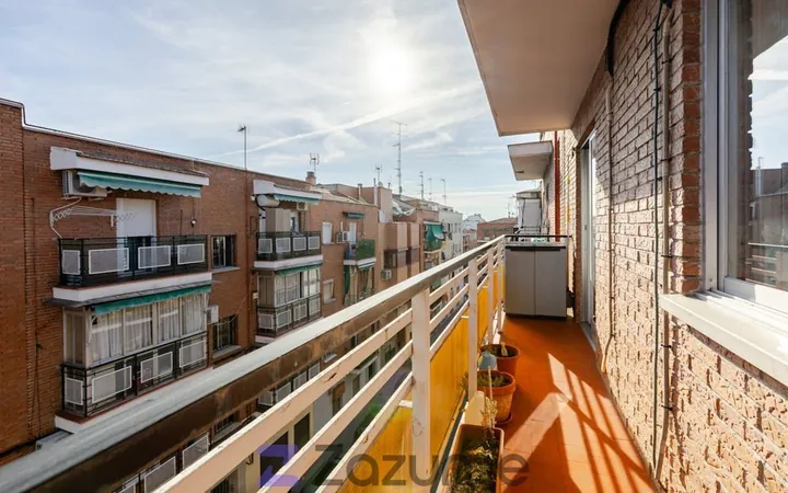 Piso en Calle Falcinelo - Foto 27