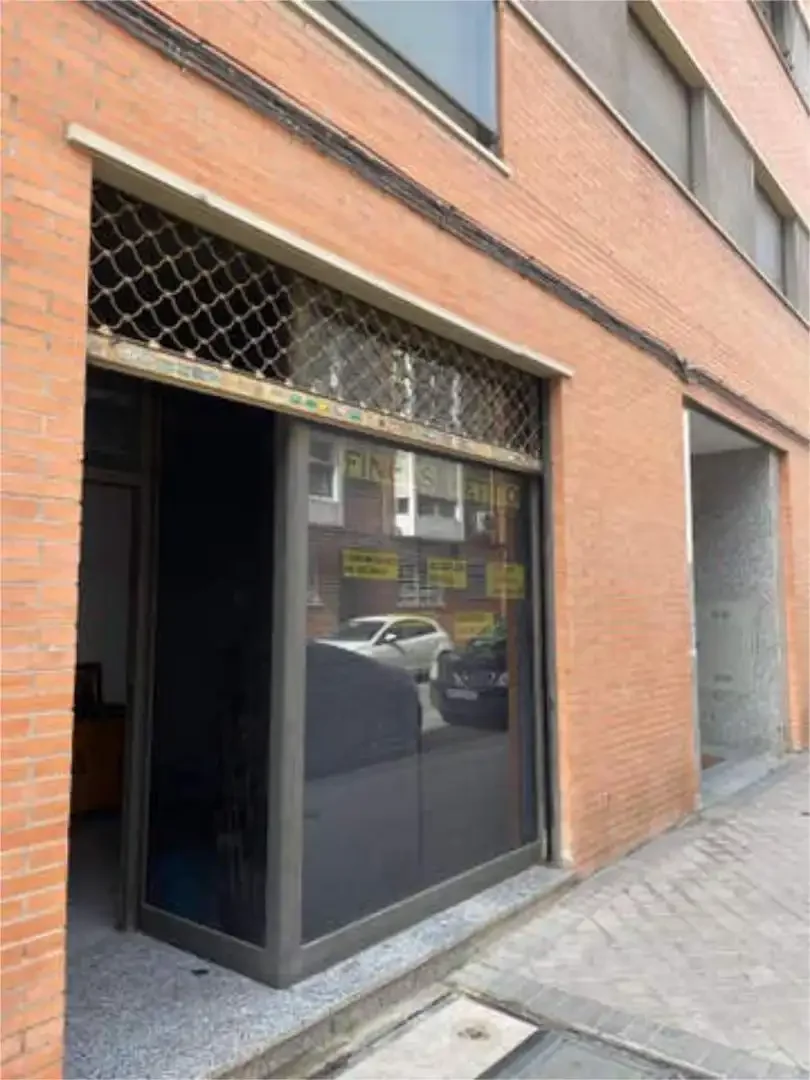 Local comercial en Pacífico - Foto 2