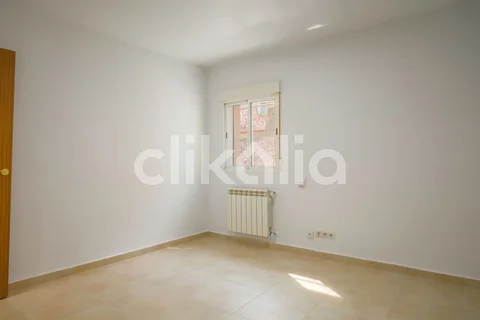 Piso en calle de Zaldívar - Foto 1