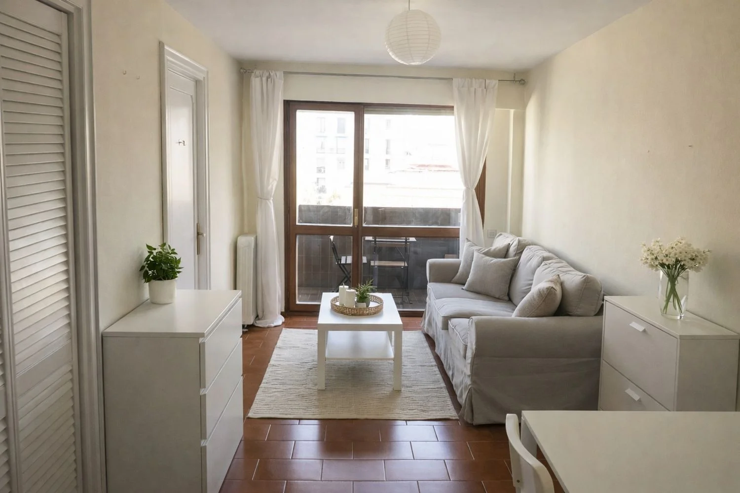 Piso en calle de Viriato, 2