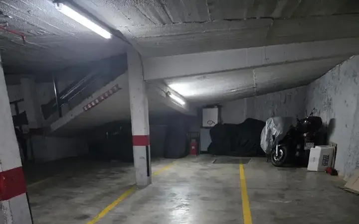 Garaje en  Passeig de la Mare de Déu del Coll 175 - Foto 2