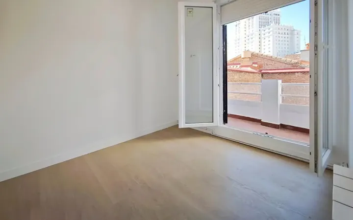 Piso en  Calle del Limón - Foto 2
