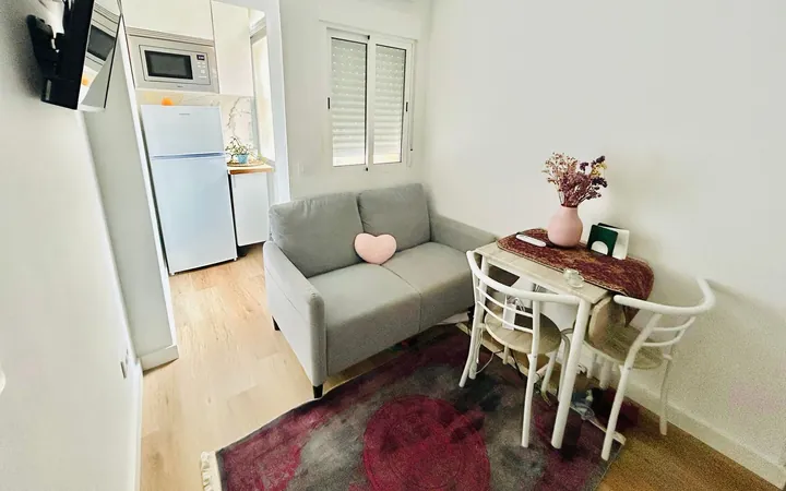 Estudio en Calle de Ángel Múgica, 19, Tres Olivos - Valverde - Foto 1