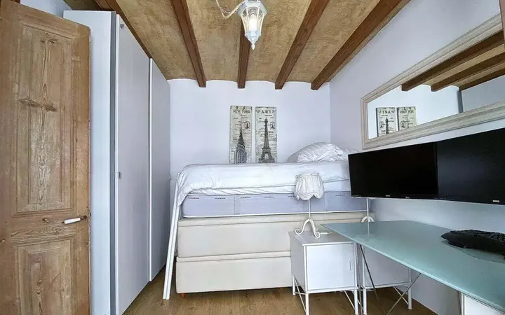 Piso en  Carrer d'Avellà 6 - Foto 31