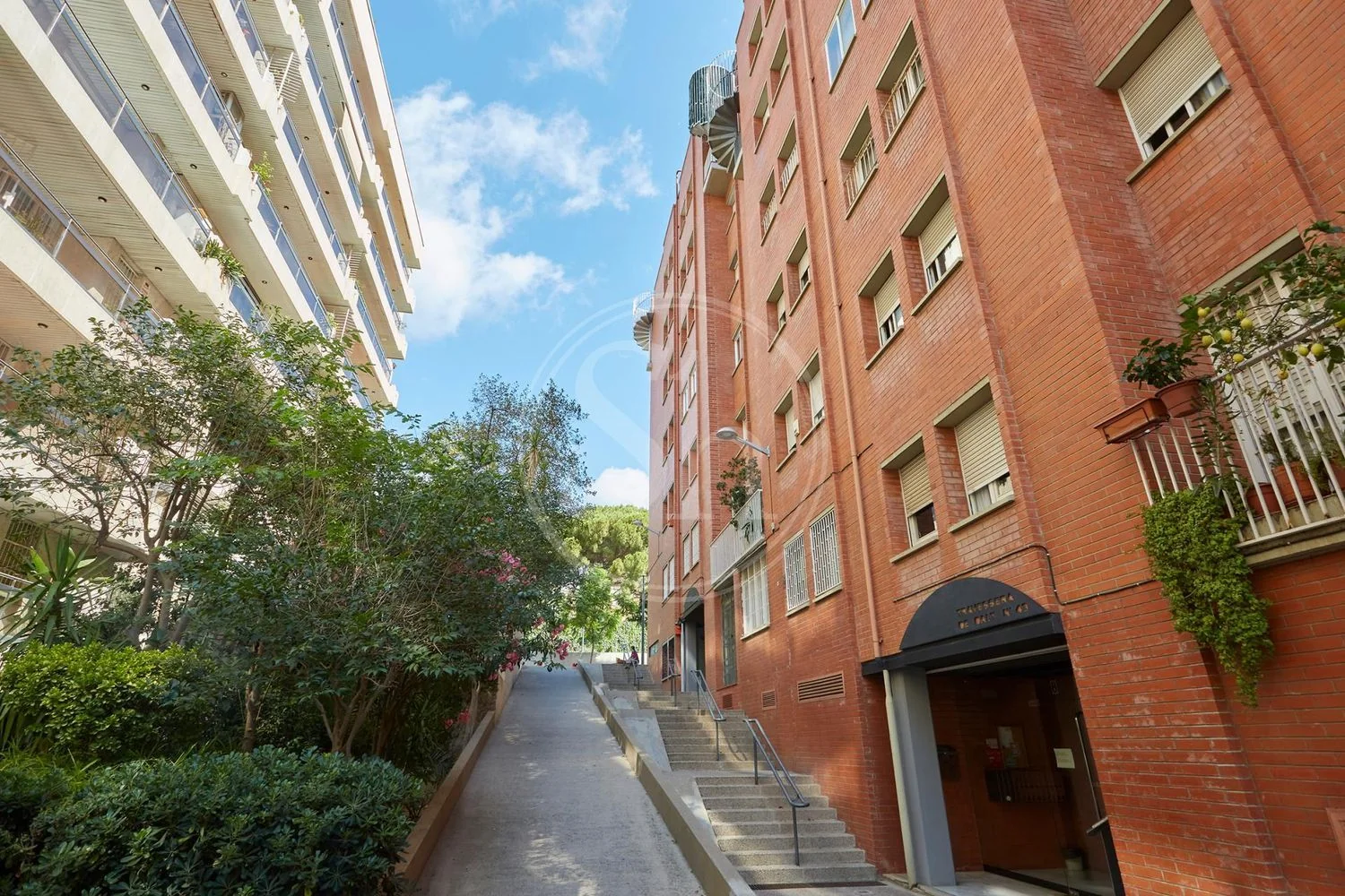 Piso en Calle de Mossèn Batlle, La Salut - Foto 25