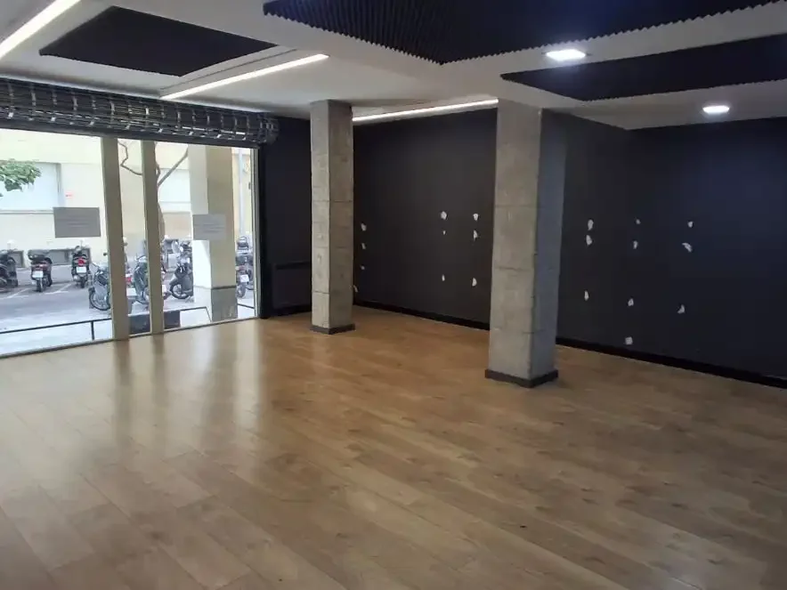Local comercial en  Carrer dels Madrazo 54 - Foto 7