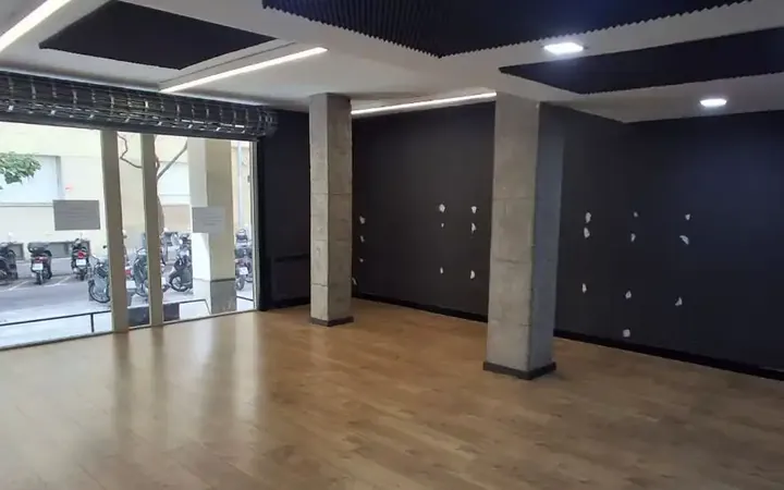 Local comercial en  Carrer dels Madrazo 54 - Foto 7