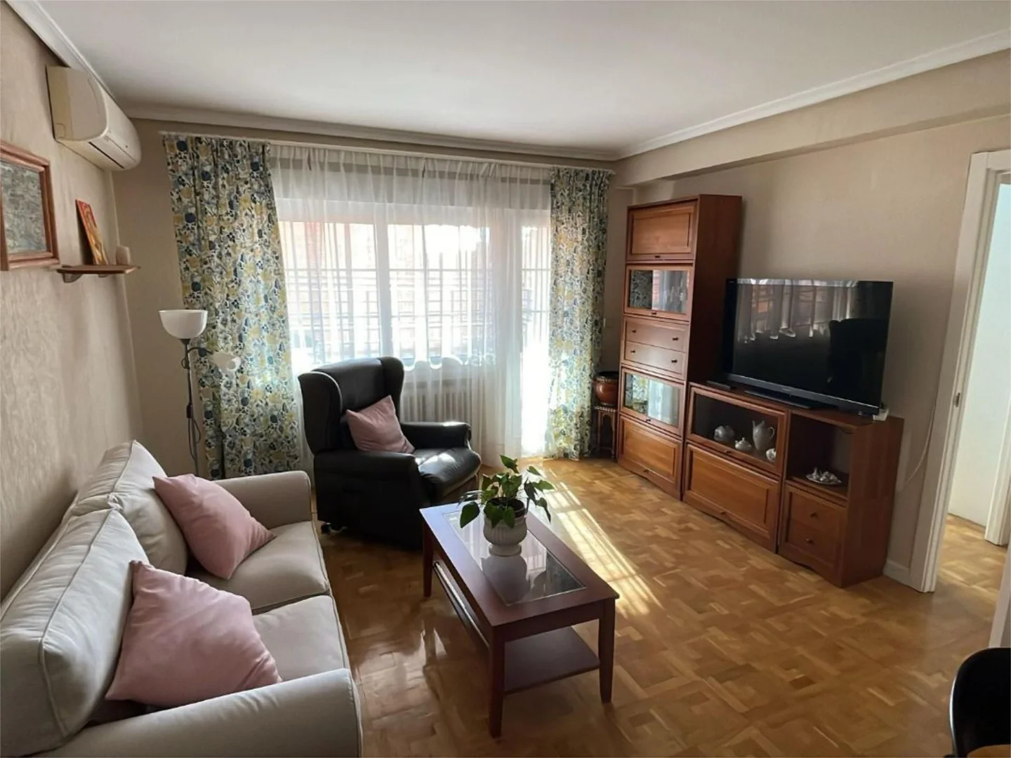 Piso en calle de Santa Virgilia 2 - Foto 2