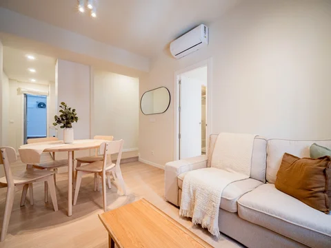 Piso en calle de Dulcinea - Foto 3