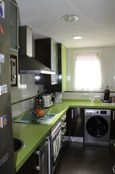 Espectacular piso reformado y amueblado - Foto 11