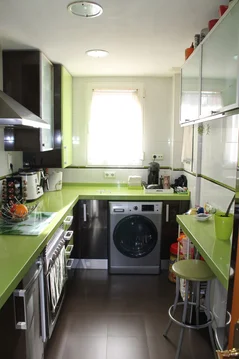 Espectacular piso reformado y amueblado - Foto 9