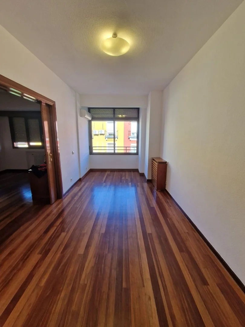 Piso en Calle de Sánchez Barcáiztegui, Pacífico - Foto 3