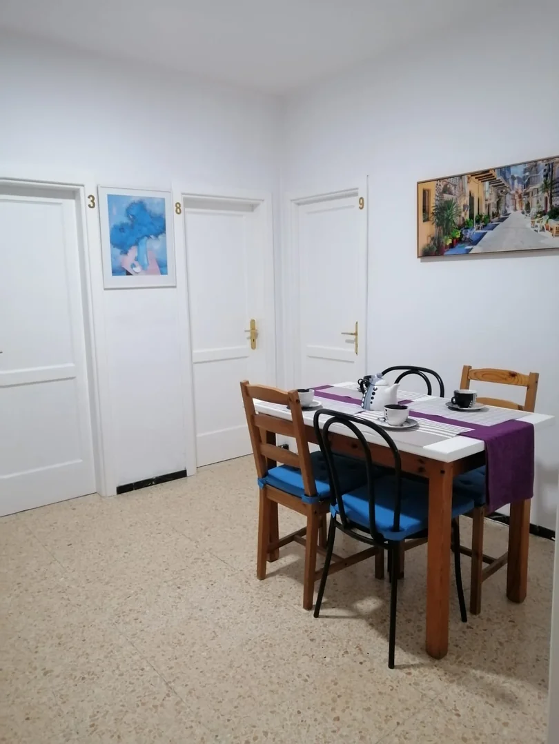 Comoda Habitación Iluminada - Foto 5