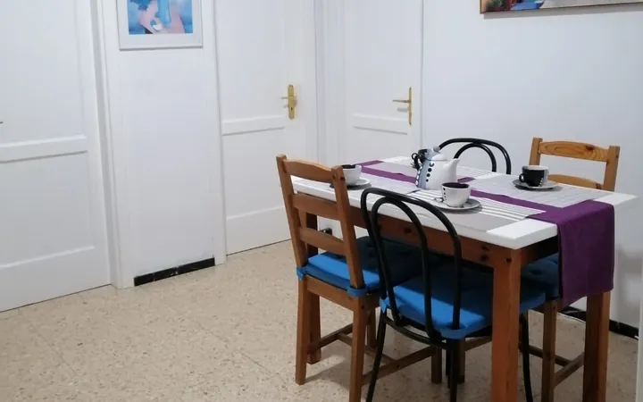 Comoda Habitación Iluminada - Foto 5