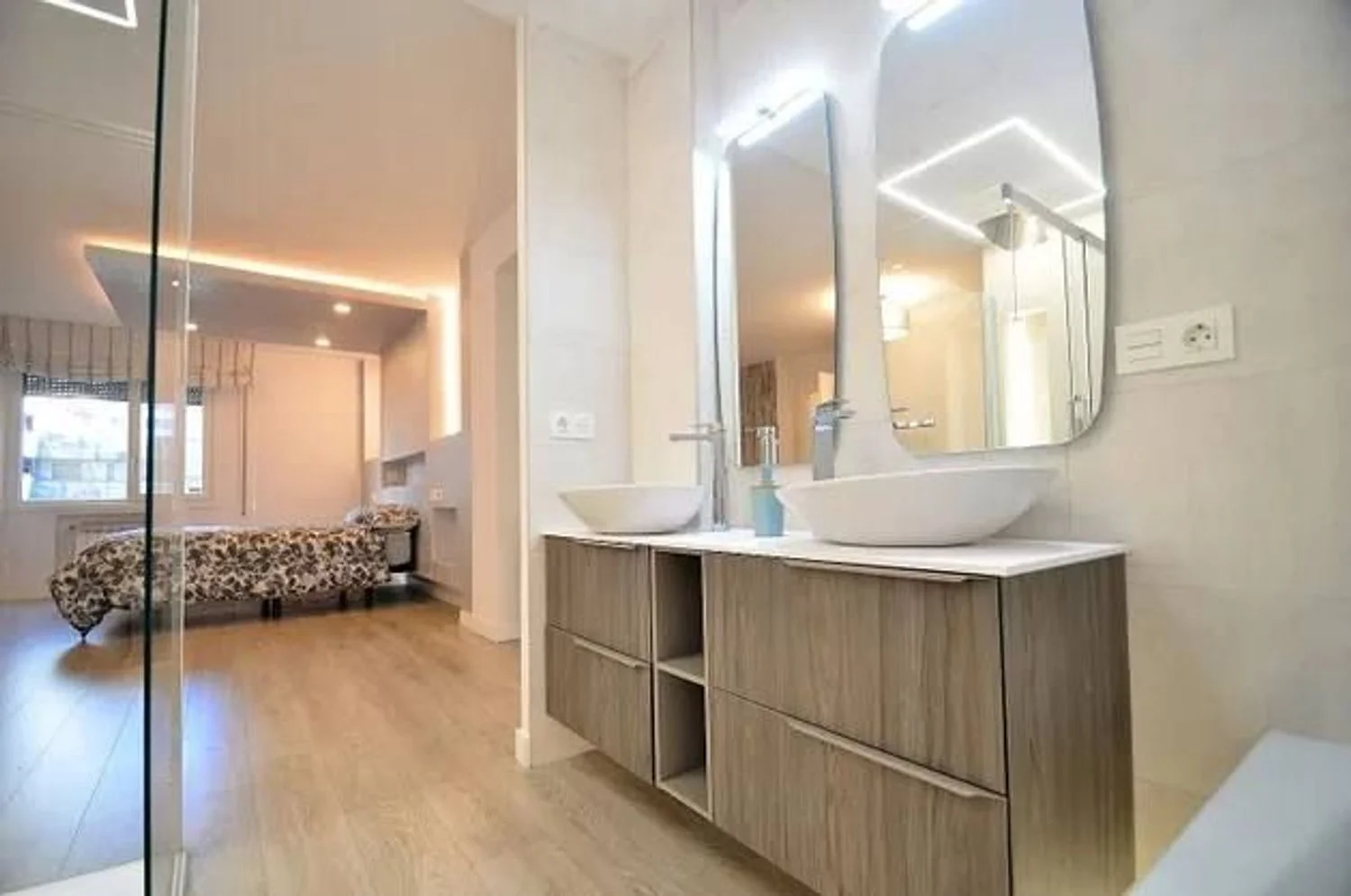 Piso en calle de la Infanta Mercedes, 79 - Foto 36