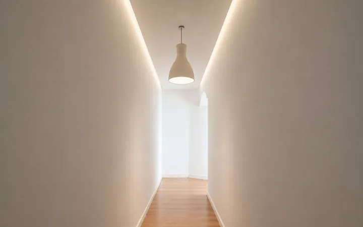 **El ático con más personalidad de La Latina | Luz, encanto y un potencial único** - Foto 13