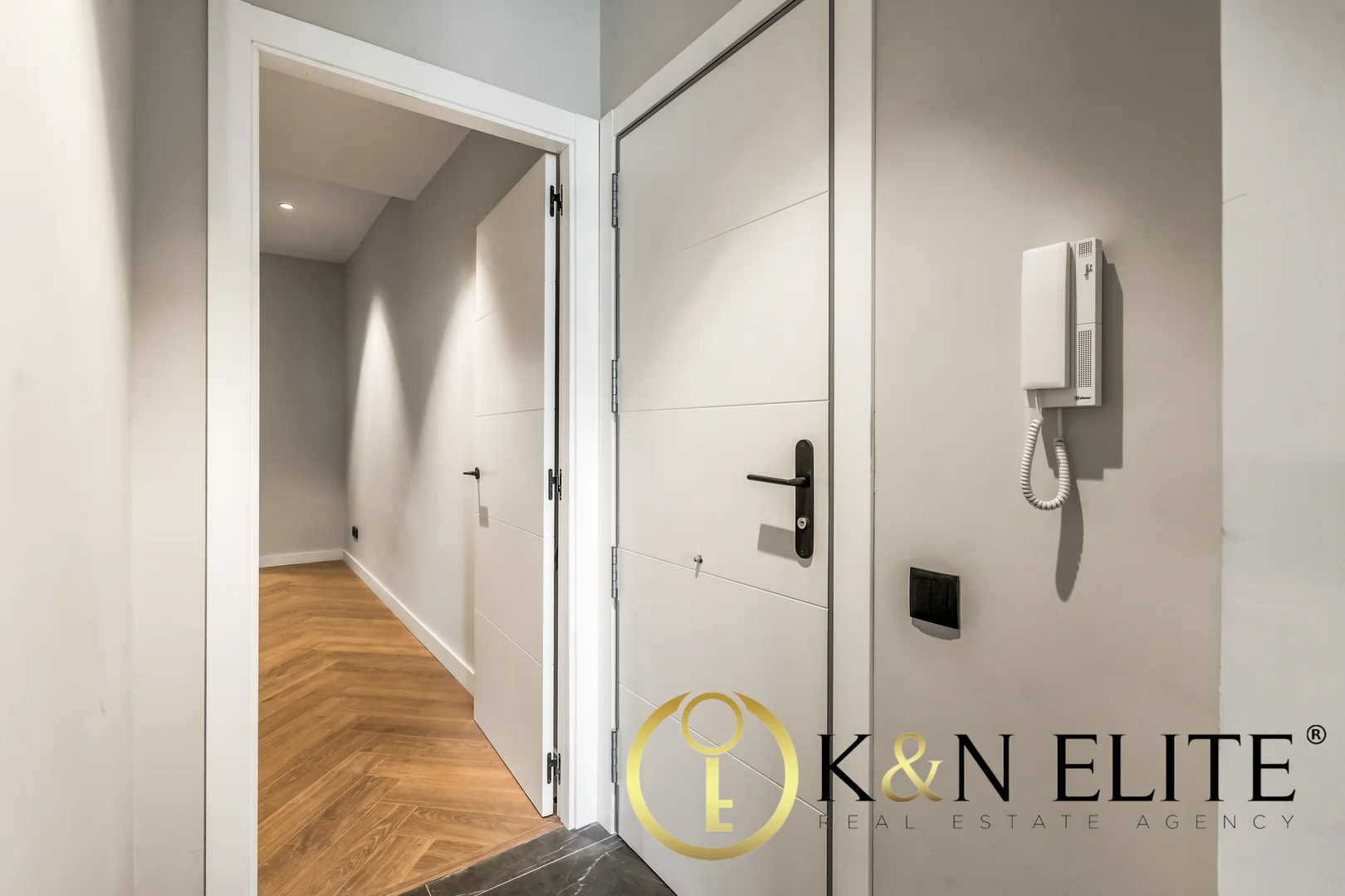 Exclusiva Vivienda Reformada en el Corazón del Quadrat d'Or - Foto 7