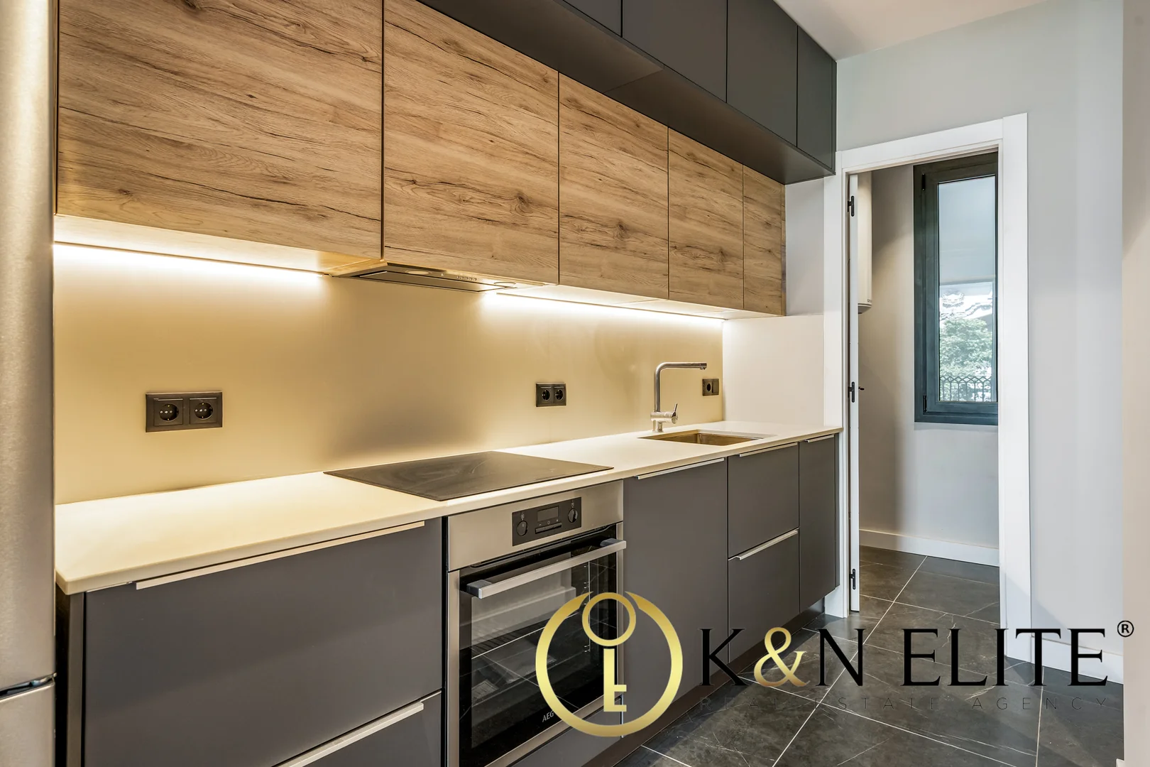 Exclusiva Vivienda Reformada en el Corazón del Quadrat d'Or - Foto 3