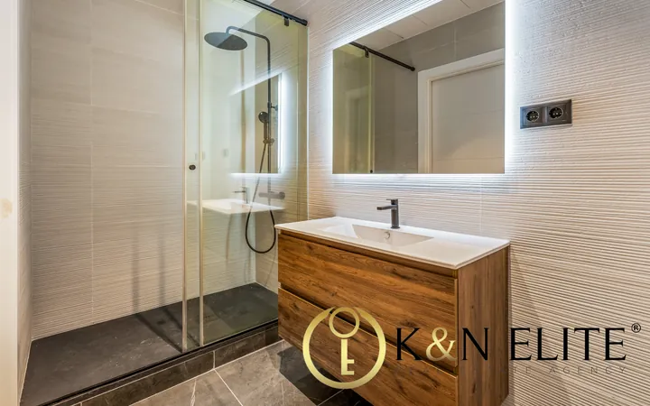 Exclusiva Vivienda Reformada en el Corazón del Quadrat d'Or - Foto 14
