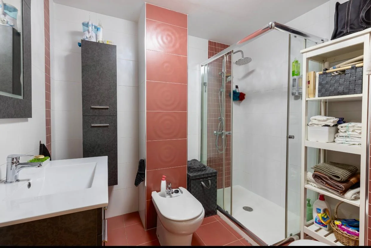 Piso totalmente reformado y amueblado lujo - Foto 15