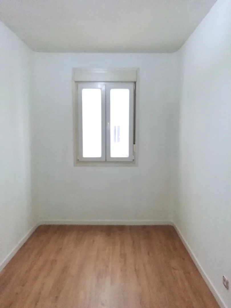 MADRID – 2-BEDROOM APARTMENT – IDEAL FOR STUDENTS / ERASMUS 📍 Pacífico / Menéndez Pelayo area – Madrid - Foto 11
