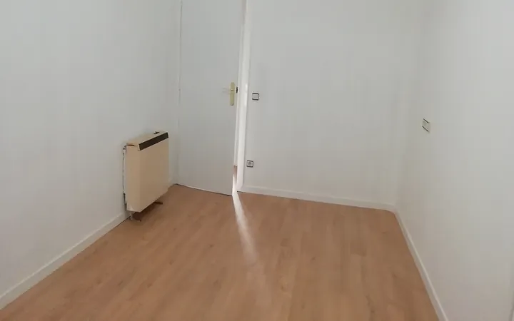 MADRID – 2-BEDROOM APARTMENT – IDEAL FOR STUDENTS / ERASMUS 📍 Pacífico / Menéndez Pelayo area – Madrid - Foto 4