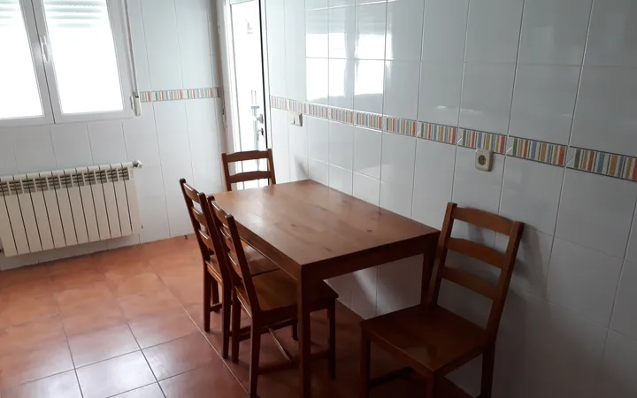 PISO ESPACIOSO & MUY LUMINOSO - Foto 6