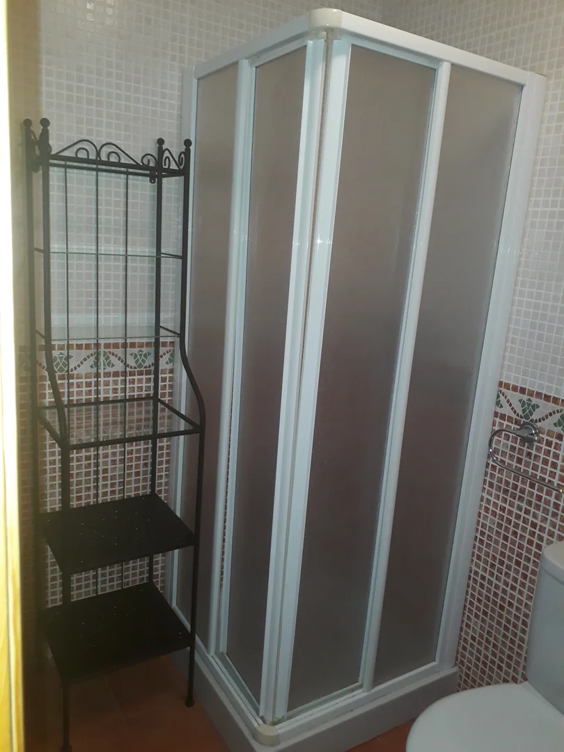 PISO ESPACIOSO & MUY LUMINOSO - Foto 12