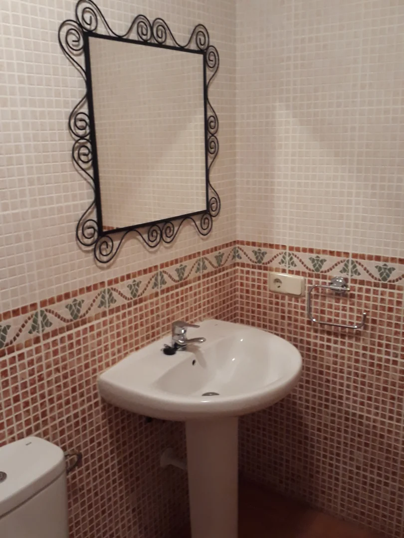 PISO ESPACIOSO & MUY LUMINOSO - Foto 11