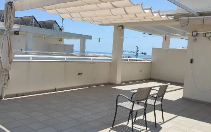 Atico duplex con vistas al mar - Foto 2