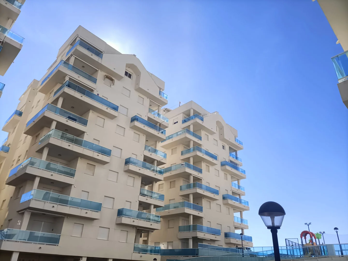 Atico duplex con vistas al mar - Foto 4