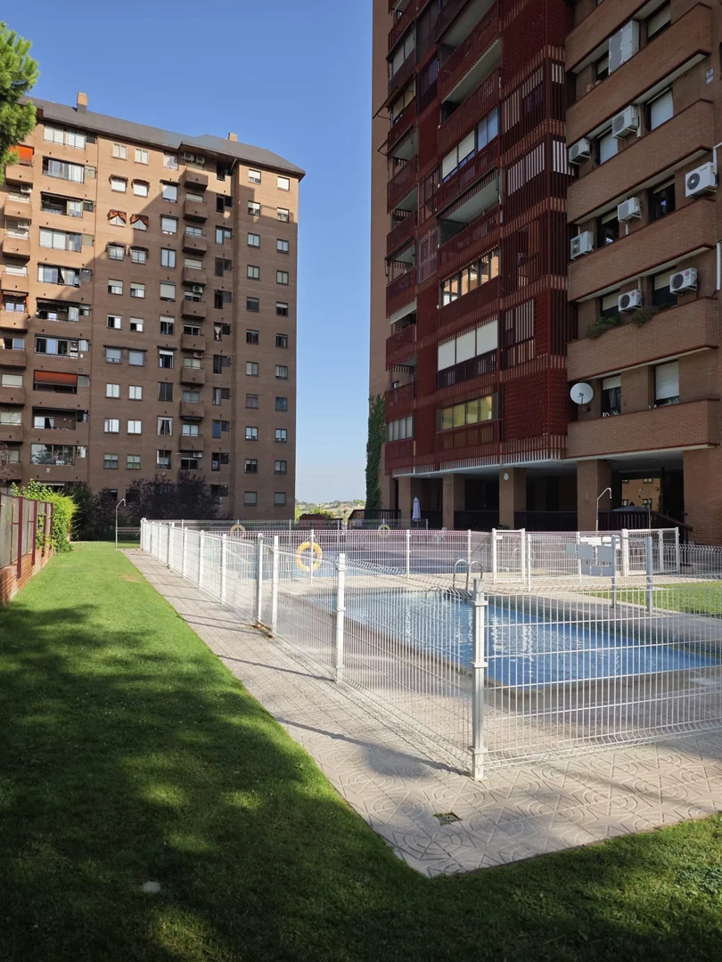 Piso luminoso en zona residencial - Foto 20