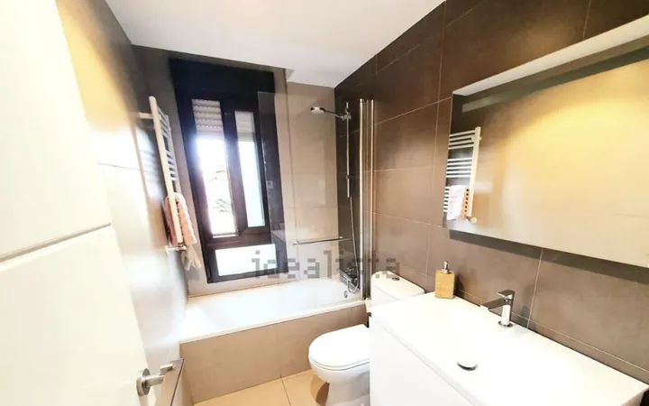 Piso luminoso en zona residencial - Foto 12