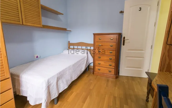 Alquiler de habitación en Avenida de Juan Pablo II, 78 - Foto 4
