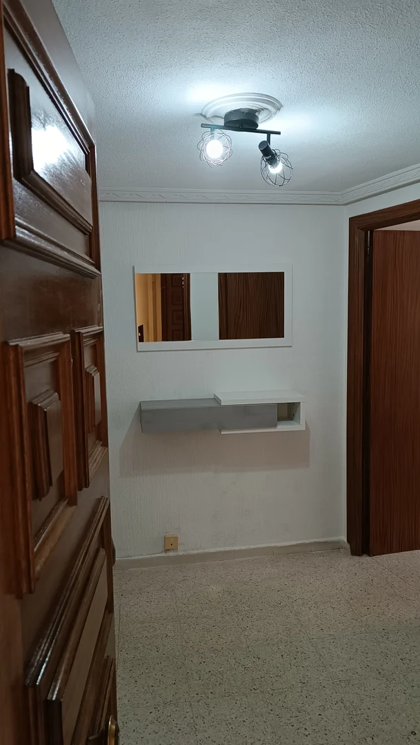 Piso para grupo de 4 estudiantes Gran Vía/ Canalejas - Foto 6