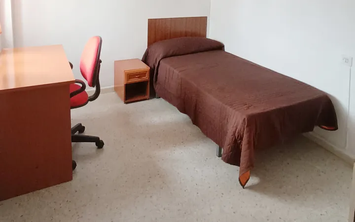 Piso para grupo de 4 estudiantes Gran Vía/ Canalejas - Foto 3